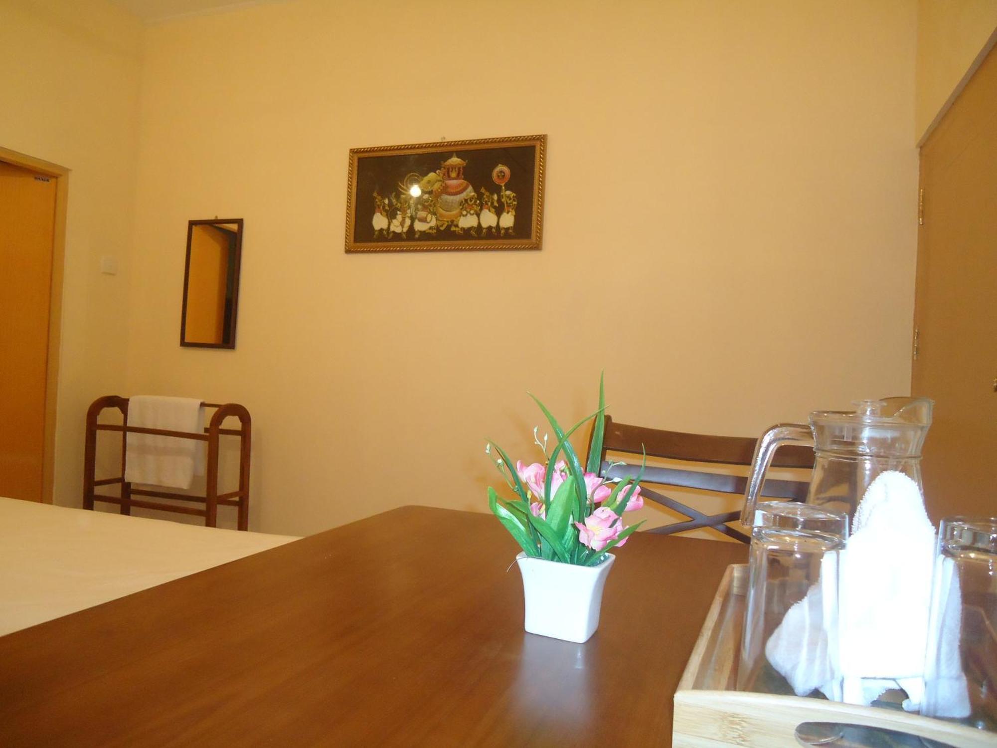 Guest House Kaduwela Ngoại thất bức ảnh