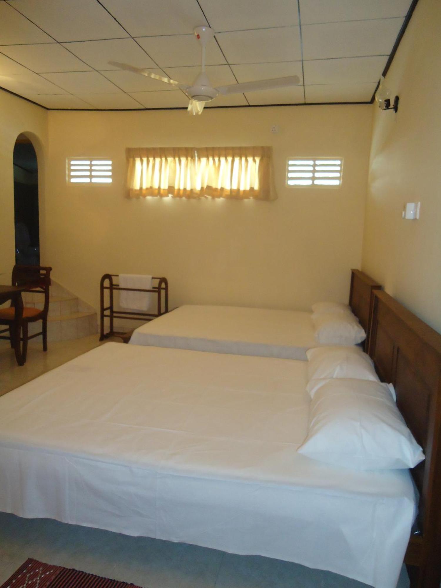 Guest House Kaduwela Ngoại thất bức ảnh
